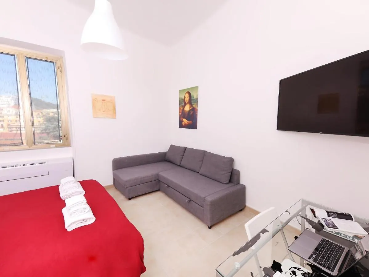 **  Cielo Vaticano Guest House Rome Italy